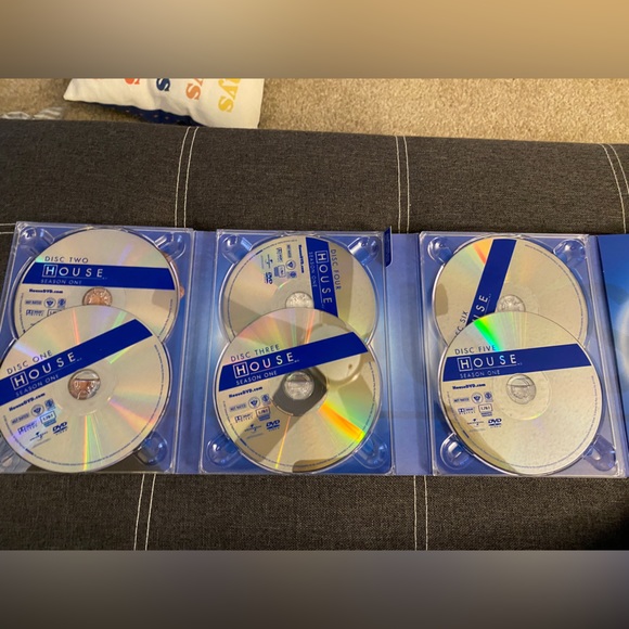 House MD Season 1 DVD Set - Picture 5 of 6